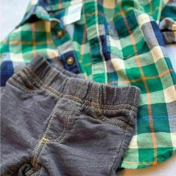 Carters outfit - Picture 5 of 7